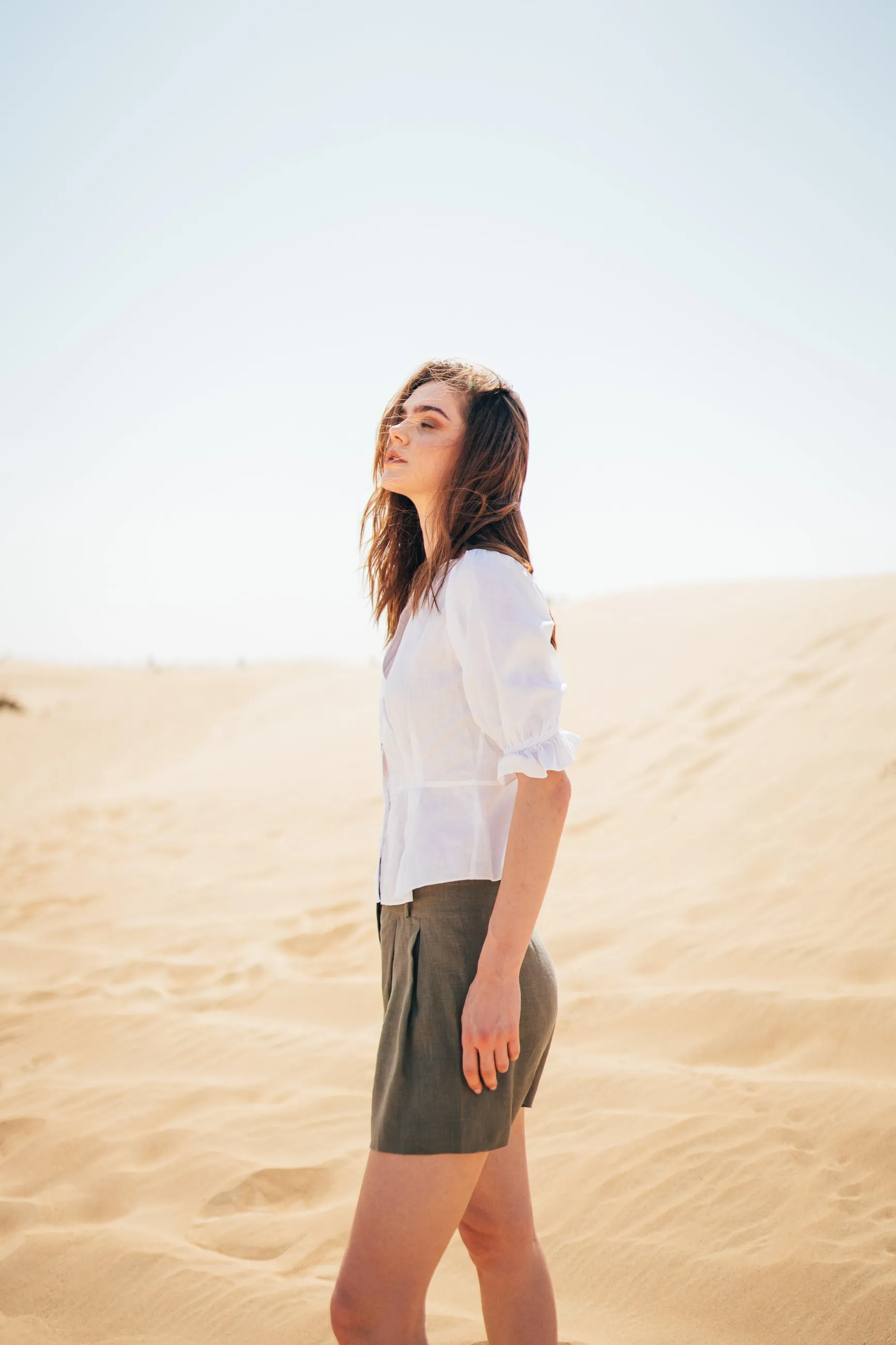 Grace Linen Gathered Sleeve Blouse