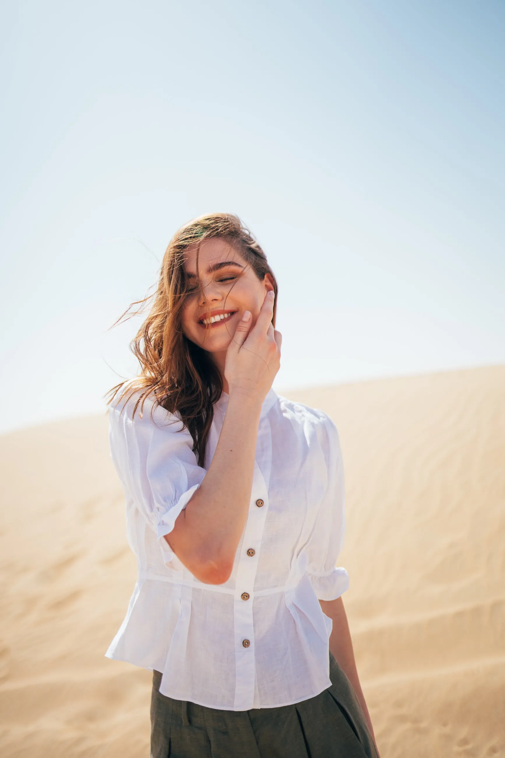Grace Linen Gathered Sleeve Blouse