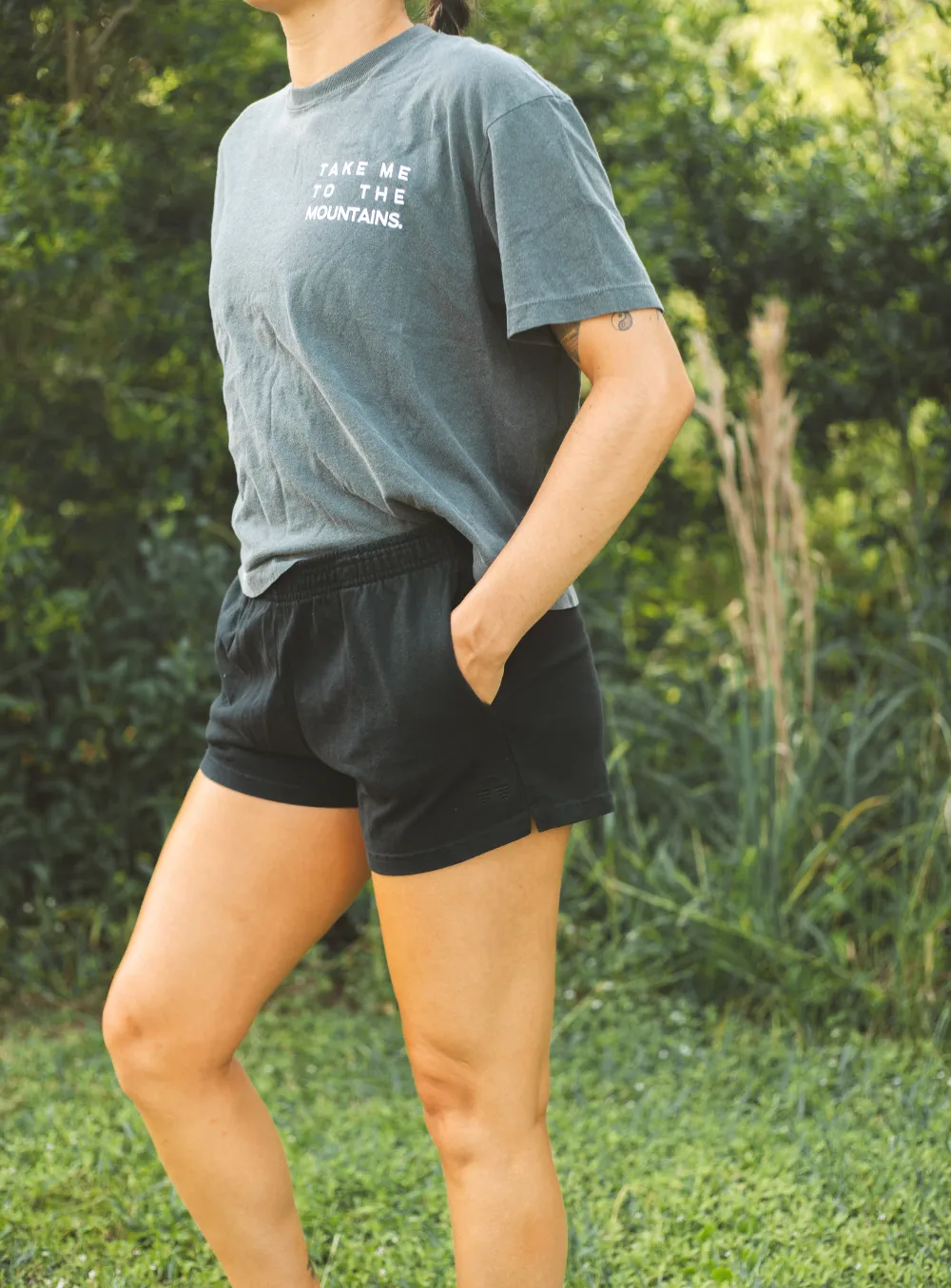 LAKE SHORT-BLACK