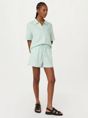 The Annie Linen Blend Short in Seafoam