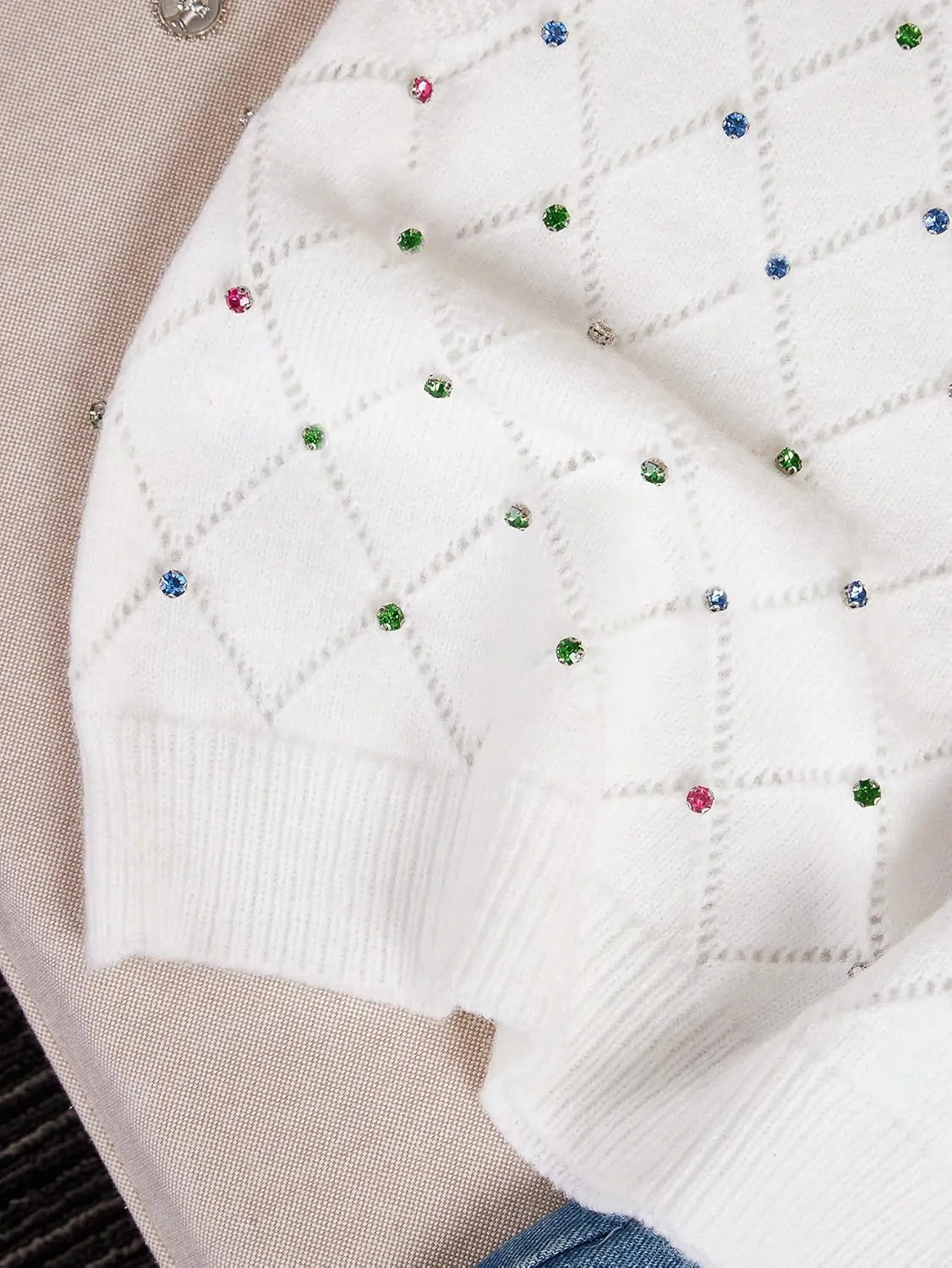 Verdusa Women's Casual Rhinestone Sweater Vest Round Neck Sleeveless Knit Tops