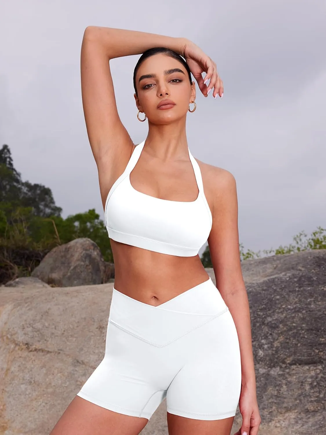 YEOREO Roxanie Women Halter Sports Bra Scoop Neck Removable Padded Open Back Yoga Workout Crop Tank Top